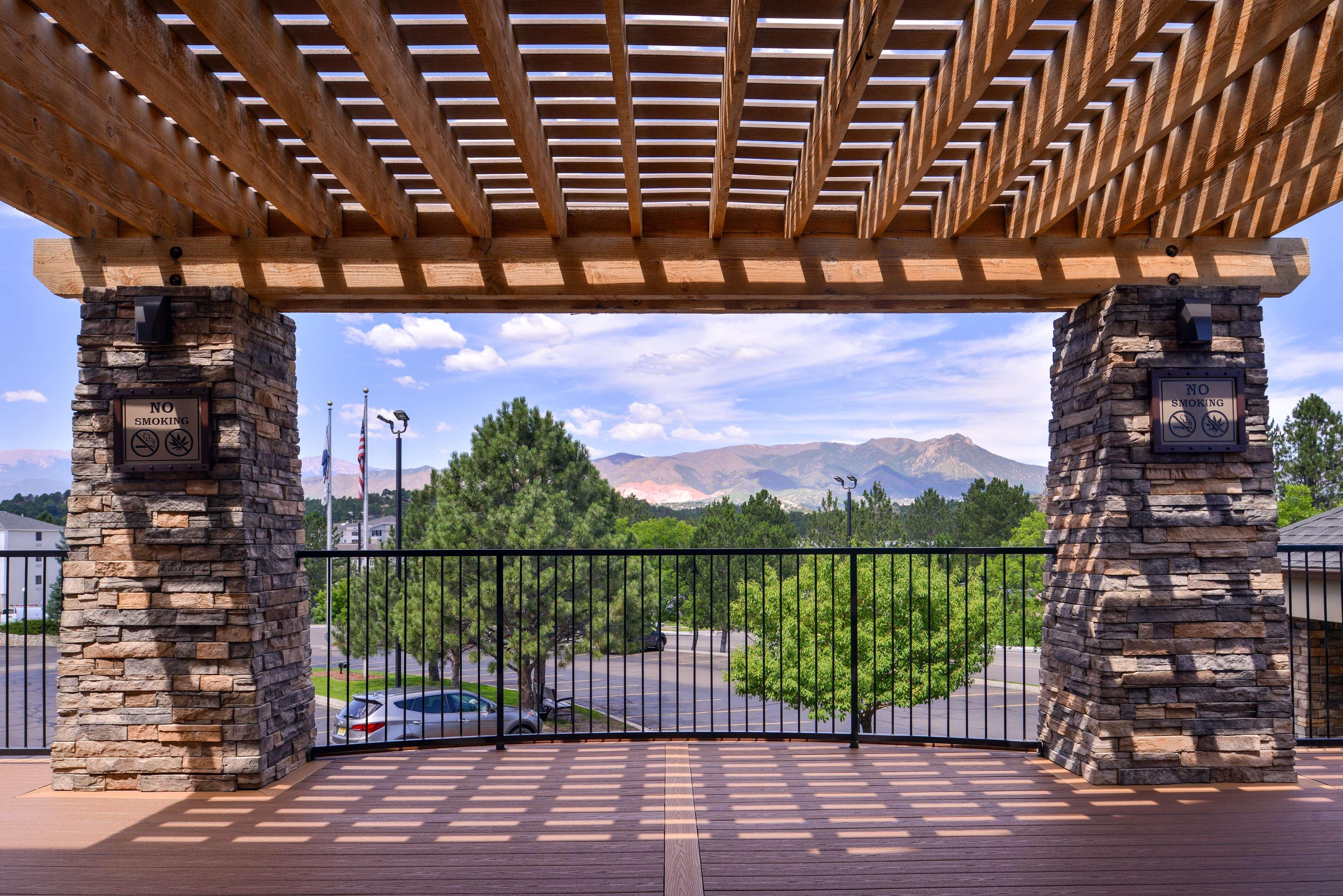 Best Western Plus Peak Vista Inn & Suites Colorado Springs Esterno foto