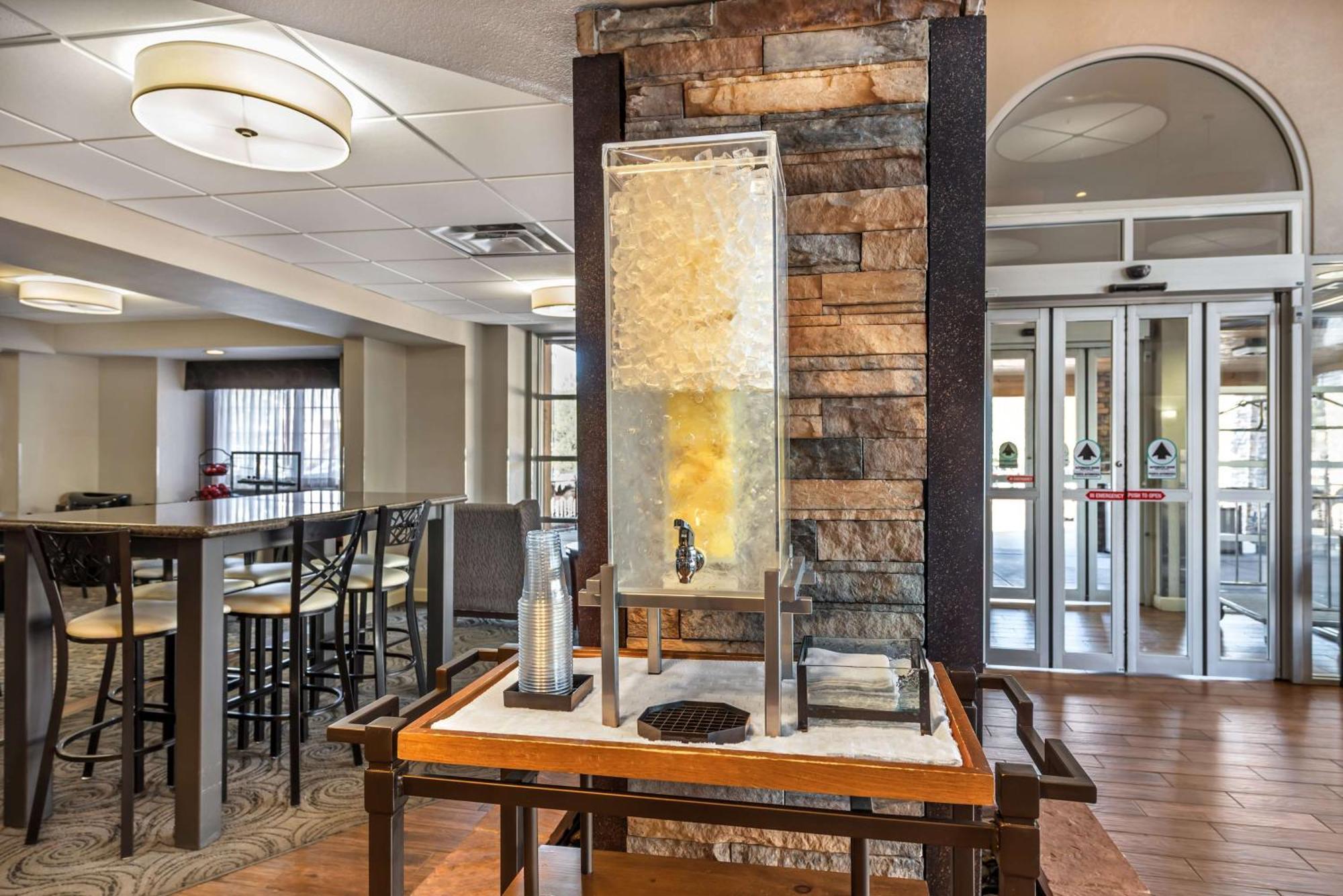 Best Western Plus Peak Vista Inn & Suites Colorado Springs Esterno foto
