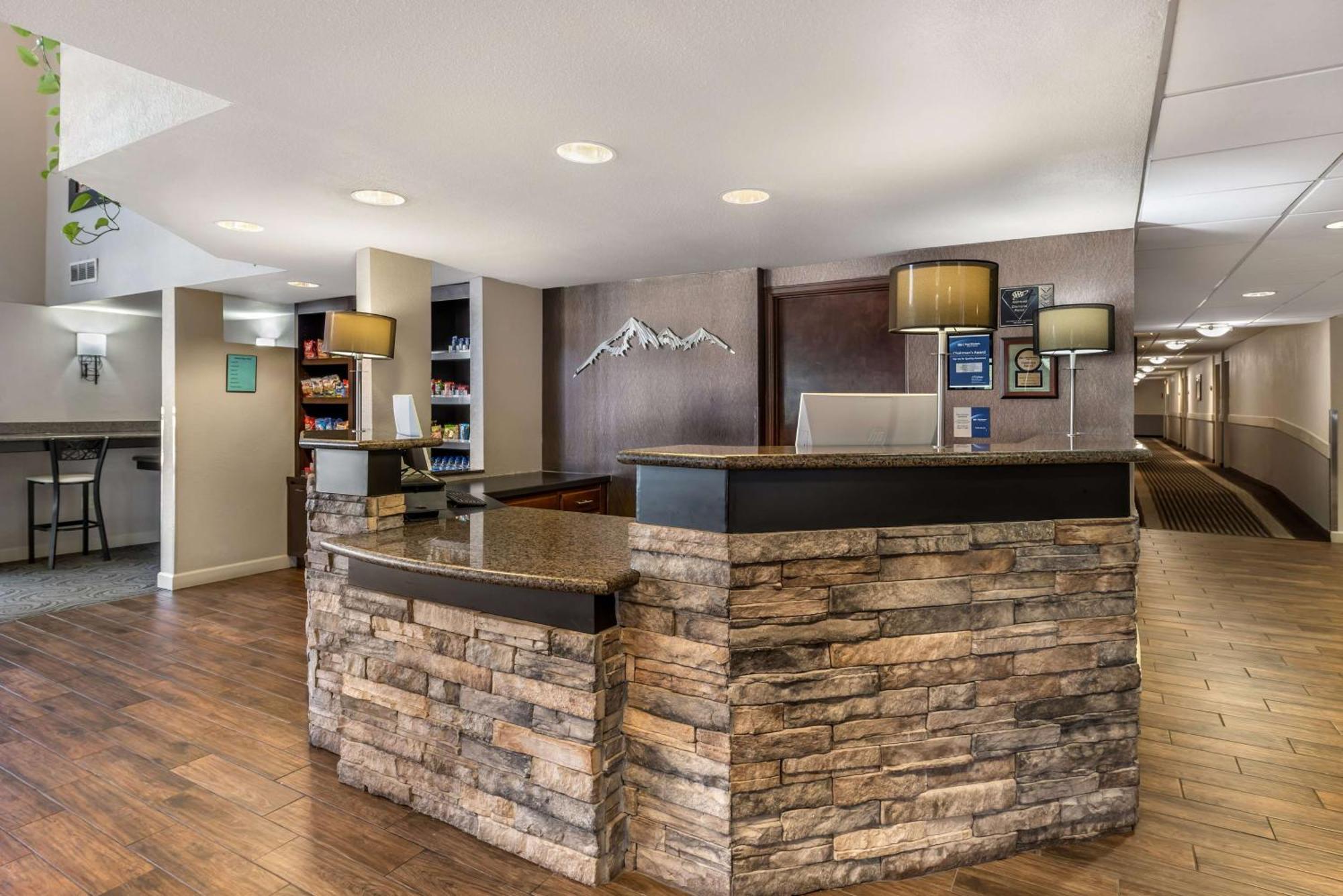 Best Western Plus Peak Vista Inn & Suites Colorado Springs Esterno foto