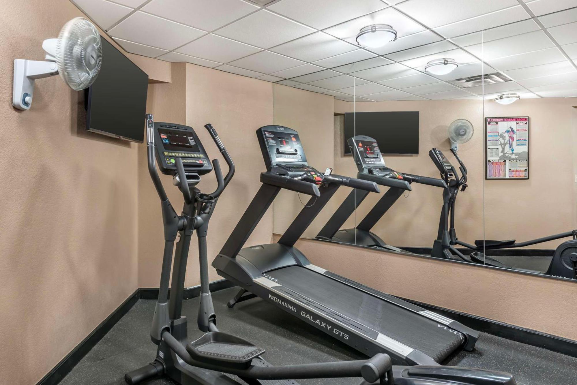 Best Western Plus Peak Vista Inn & Suites Colorado Springs Esterno foto
